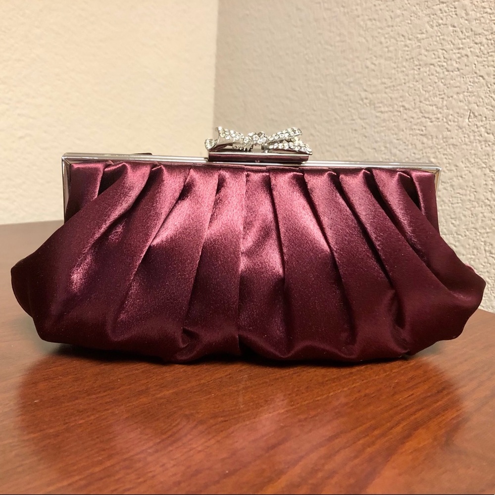 New! Sondra Roberts Satin Pleated Jewel Bow Cltch
